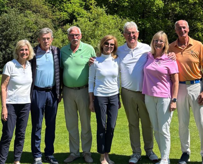 Senioren Clubmeister GCS 2025 Das Foto zeigt (v.l.): Marie Bréhant, Jan Sokolowski, Edgar Ternes, Bozena Sokolowski, Hubertus Kaiser, Dr. Frauke Gehring und Thomas Gehring.